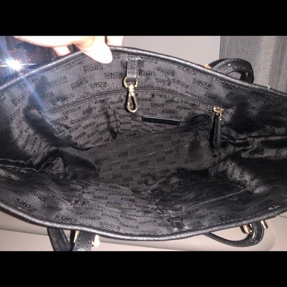 Black Michael Kors - Picture 3 of 4